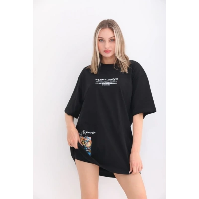 kadın  Bisiklet Yaka Baskılı Oversize T-Shirt - Siyah