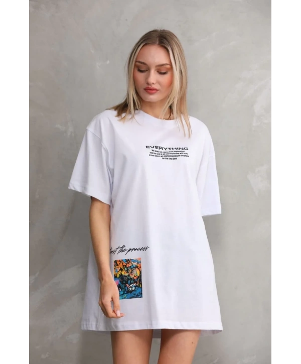 kadın Bisiklet Yaka Baskılı Oversize T-Shirt - Beyaz
