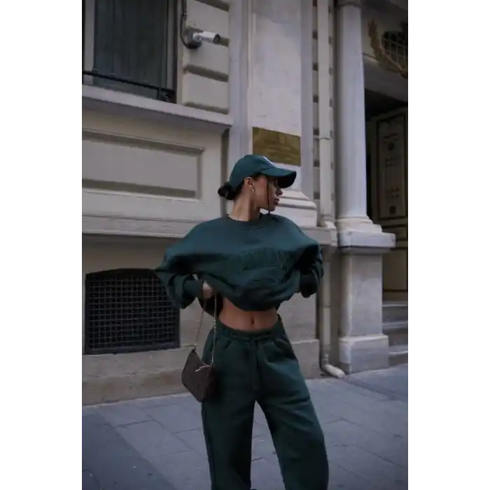 Bisiklet Yaka Nakış İşlemeli Üç İplik Sweat Takım - Yeşil