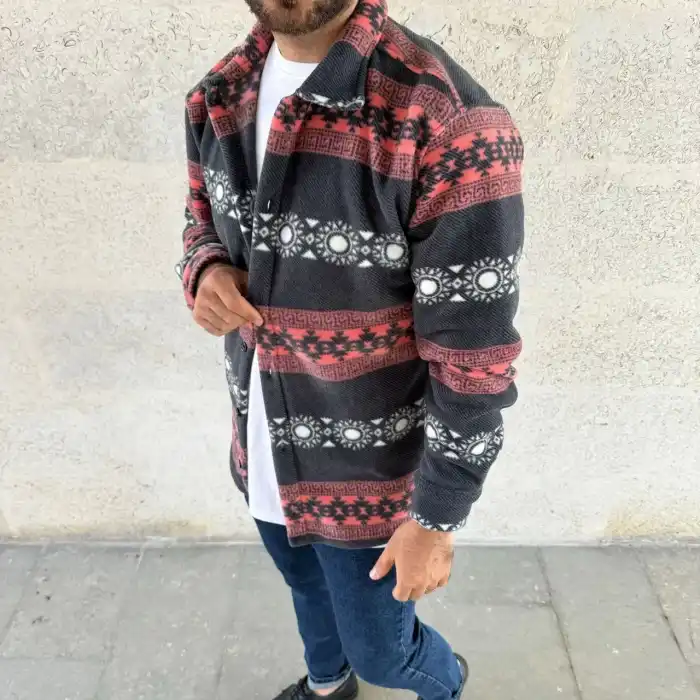 Erkek Desenli Polar Gömlek – Etnik Şerit Desen Yakalı, Uzun Kollu, Düğmeli, Oversize Rahat Kalıp - Füme