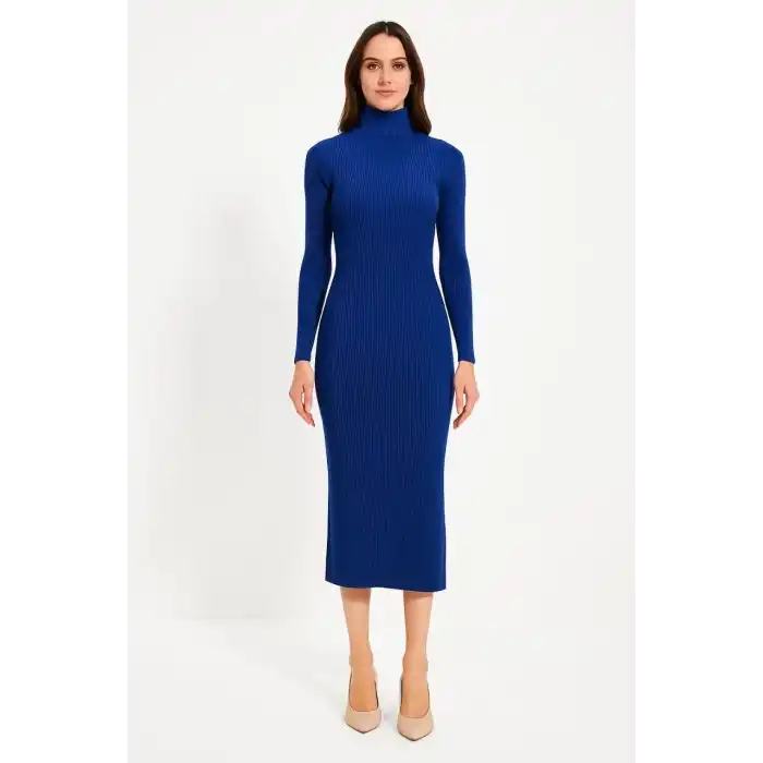 Kadın Boğazlı Triko Elbise – Uzun Fitilli Esnek Dokuma, Tam Kalıp, Kışlık & Baharlık Şık Rahat Stil, 130 cm Midi Boy Elbise - Saks Mavisi