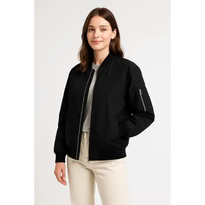 Kadın Bomber Mont Ceket – Fermuarlı, Kapitone İçi Astarlı, Su İtici Kumaş, Regular Fit, Yandan Cepli, Günlük Bahar & Kış Şık Rahat Stil - Siyah