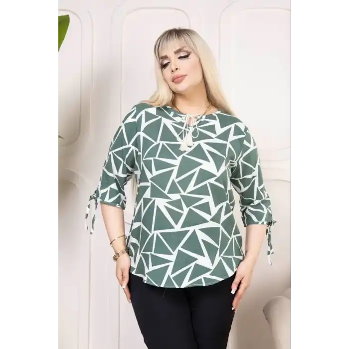 Kadın Desenli Püsküllü Viskon Bluz Bebe Yaka Kısa Kollu Big Size Rahat Kesim - Desenli