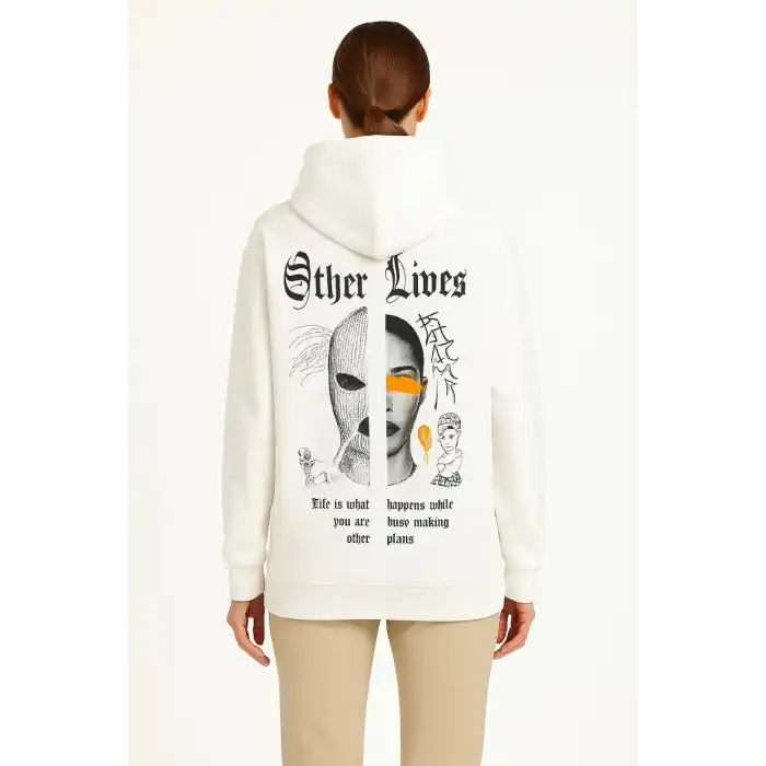 Kadın Kapşonlu Sweatshirt – Oversize Üç İplik Şardonlu Hoodie, “Other Lives” Ön & Arka Baskılı, Kanguru Cepli, Kışlık Rahat Günlük Stil - Beyaz