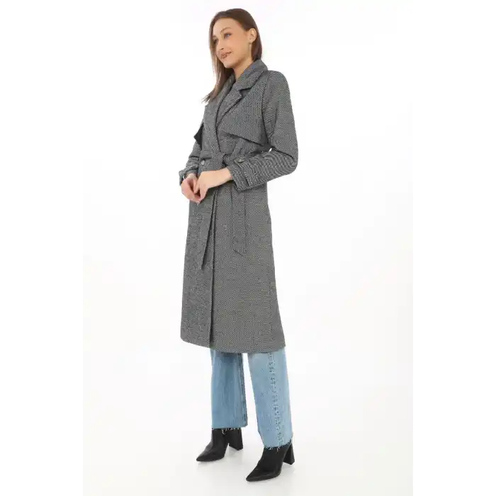 Kadın Uzun Kaşe Kaban – Balık Sırtı Dokuma Kaşmir Kumaş, Kruvaze Yaka, Kuşaklı Cepli Model, Oversize Rahat Kalıp - Boyalı Gri