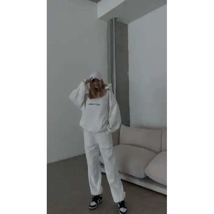 Nakış İşlemeli Üç İplik Sweat Takım- Beyaz