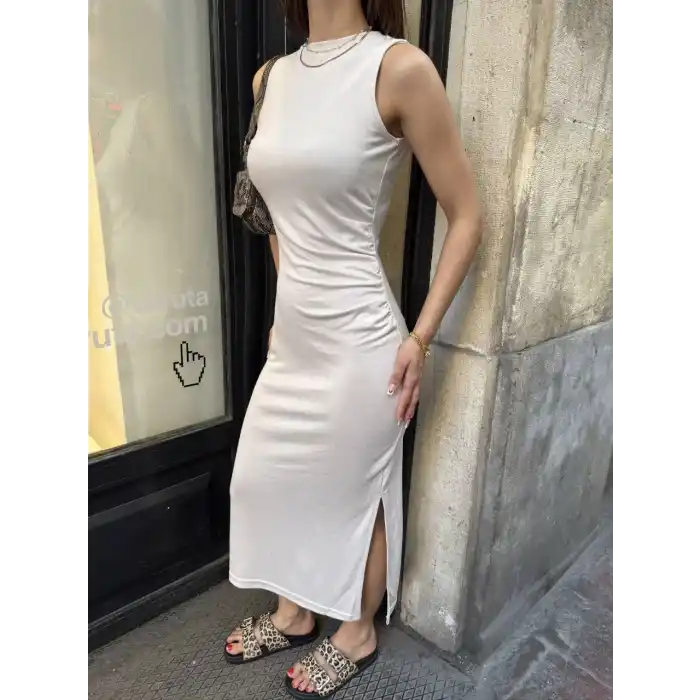 Osy Modal Yumuşak Dokulu Kumaş Bisiklet Yaka Sıfır Kolsuz Yırtmaçlı Uzun Elbise - Beyaz
