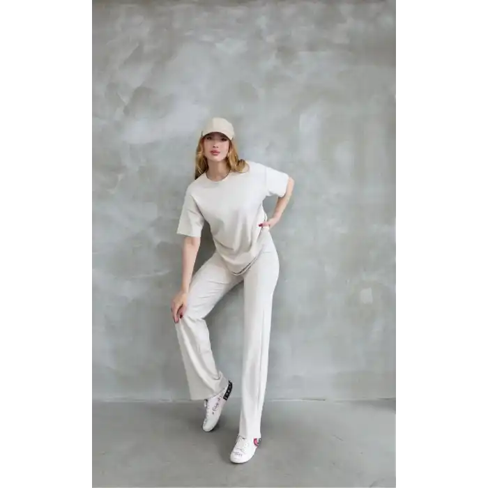 Osy Modal Yumuşak dokulu Kumaş Bisiklet Yaka Taş detaylı Kısa Kollu Takım - Kırık Beyaz