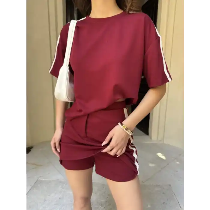 Osy Modal yumuşak dokulu Kumaş Kadın Parçalı Bisiklet Yaka T-shirt Mini Şortlu Etek İkili Takım -Bordo