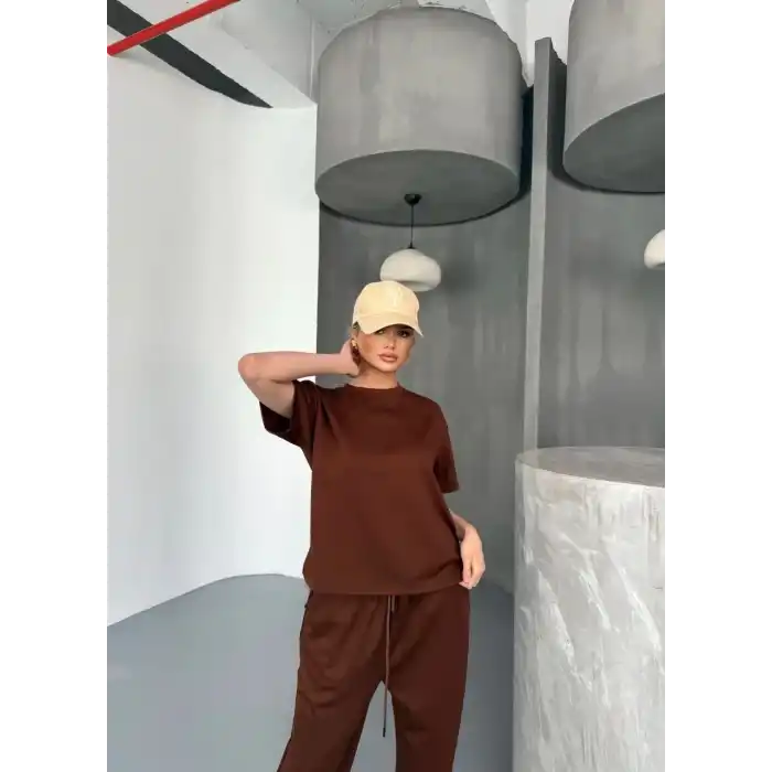 Osy Modal Yumuşak Dokulu Kumaş Kısa Kollu Bluz Rahat Pantalon ikili Takım- Kahverengi