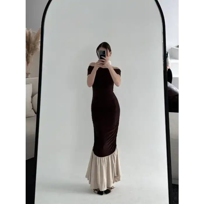 Striptiz Omuzlu Uzun Elbise- Kahve