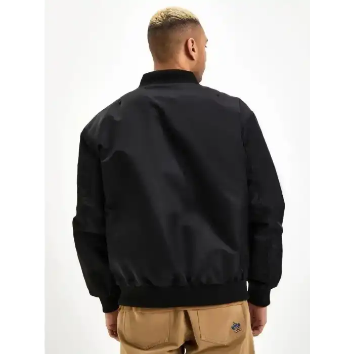 Unisex Siyah Bomber Mont – Su İtici Kumaş, Kapitone Astarlı, Fermuarlı ve Günlük Kullanıma Uygun Ceket- Siyah