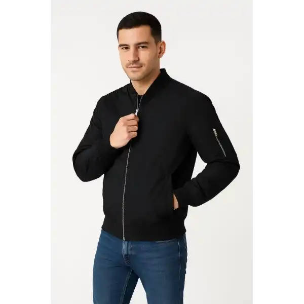 Erkek Bomber Mont Ceket – Fermuarlı, Kapitone İçi Astarlı, Su İtici Kumaş, Regular Fit, Uzun Kollu, Yandan Cepli, Bahar & Kış Rahat Günlük Stil - Siyah
