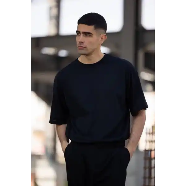 Erkek Düz T-Shirt Kısa Kol Bisiklet Yaka Regular Fit Rahat Kalıp Günlük Tişört - Siyah