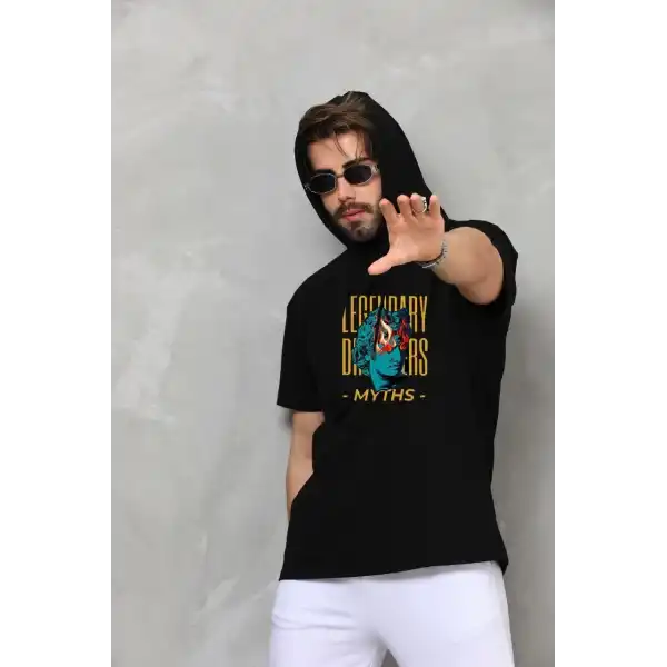 Erkek Kapüşonlu Kolsuz Oversize Baskılı Tişört - Siyah