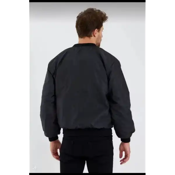 Erkek Siyah Bomber Mont – POLIZEI Yazılı, Fermuarlı Cepli, Kapitone Astarlı, Su İtici Kumaş Şık Günlük Ceket- Siyah