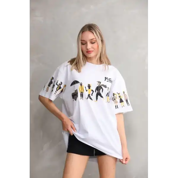 kadın Bisiklet Yaka Baskılı Oversize T-Shirt - Beyaz