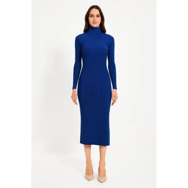 Kadın Boğazlı Triko Elbise – Uzun Fitilli Esnek Dokuma, Tam Kalıp, Kışlık & Baharlık Şık Rahat Stil, 130 cm Midi Boy Elbise - Saks Mavisi