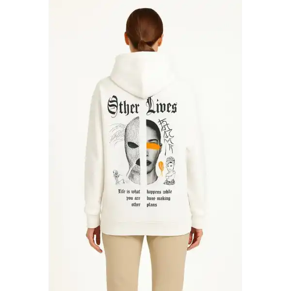 Kadın Kapşonlu Sweatshirt – Oversize Üç İplik Şardonlu Hoodie, “Other Lives” Ön & Arka Baskılı, Kanguru Cepli, Kışlık Rahat Günlük Stil - Beyaz
