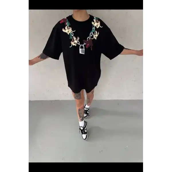 Kadın Kısa Kol Yazlık Tişört Bisiklet Yaka Baskılı Oversize T-Shirt - Siyah