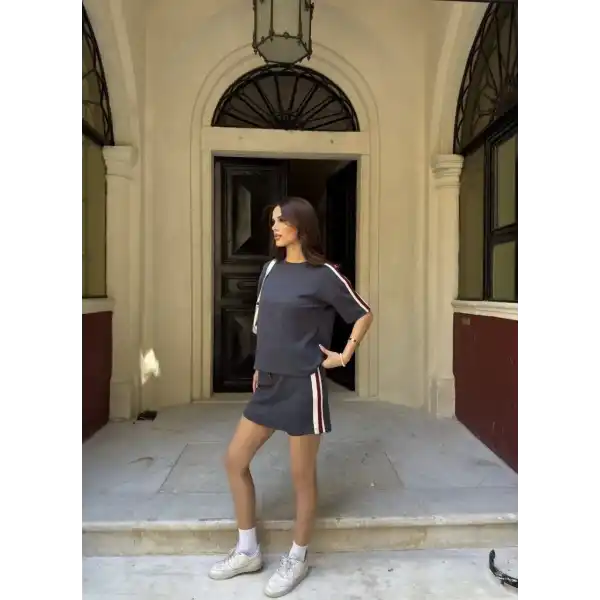 Osy Modal yumuşak dokulu Kumaş Kadın Parçalı Bisiklet Yaka T-shirt Mini Şortlu Etek İkili Takım - Füme