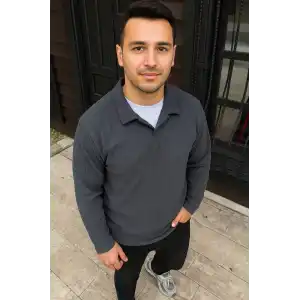 Erkek Fitilli Polar Sweatshirt – Düğmesiz Polo Yaka, Oversize Rahat Kalıp, Kalın Polar Kumaş, Kışlık ve Baharlık Şık Günlük Üst - Füme