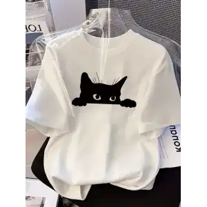Kadınlar için Şık Siyah Kedi Grafik Tişört - Oversize Kısa Kollu Üst, Nefes Alabilir Polyester Karışımı, Makinede Yıkanabilir - Mükemmel Yaz Modası - Beyaz
