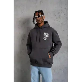 Erkek Baskılı Kapşonlu Sweat - Füme