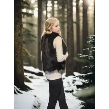 Kadın Kolsuz Fermuarlı Yelek - Siyah