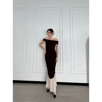 Striptiz Omuzlu Uzun Elbise- Kahve