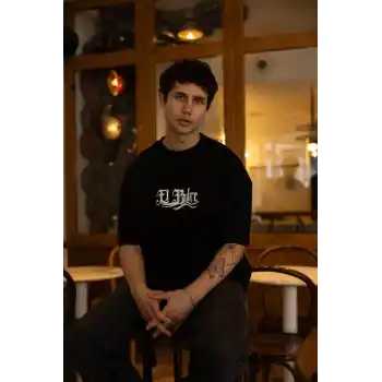 Unisex Bisiklet Yaka Baskılı Oversize T-Shirt - Siyah