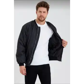 Unisex Siyah Bomber Mont – Su İtici Kumaş, Kapitone Astarlı, Fermuarlı ve Günlük Kullanıma Uygun Ceket- Siyah