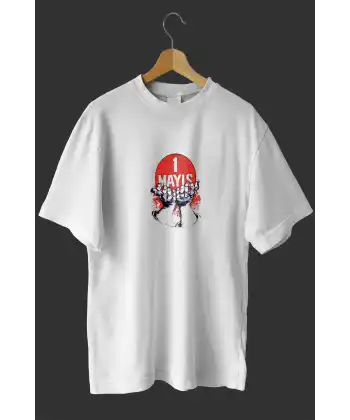 1 Mayıs Emekçilerimiz İçin Özel Tasarım 1 Mayıs Dünya Baskılı T-shirt - Beyaz