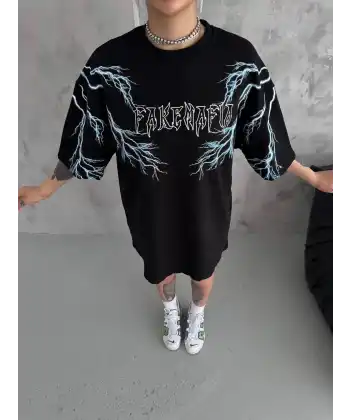 Kadın Bisiklet Yaka Yıldırım Baskılı  Kısa kol Oversize T-Shirt - Siyah