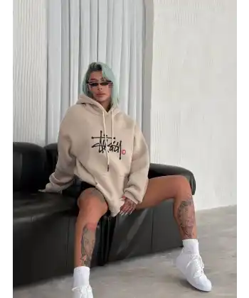 Kadın Oversize Kapüşonlu Cepli Baskılı 3 İplik Pamuklu Hoodie Sweatshirt - Bej