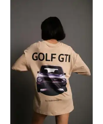 Kadın Oversize Tişört Golf GTI Retro Araba Baskılı T-shirt - Bej