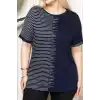 Kadın Büyük Beden Taş Detaylı Çizgili Viskon Tişört Bisiklet Yaka Rahat Kesim - Lacivert