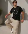 Erkek Minimal Gülümseyen Yüz Baskılı Tişört Kısa Kol Yazlık T-Shirt - Siyah