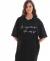 Kadın Kısa Kol Yazlık Tişört Bisiklet Yaka Baskılı Oversize T-Shirt - Siyah