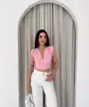 Kadın Vatkalı Kolsuz V Yaka Drapeli Crop Bluz Likralı Fit - Pembe