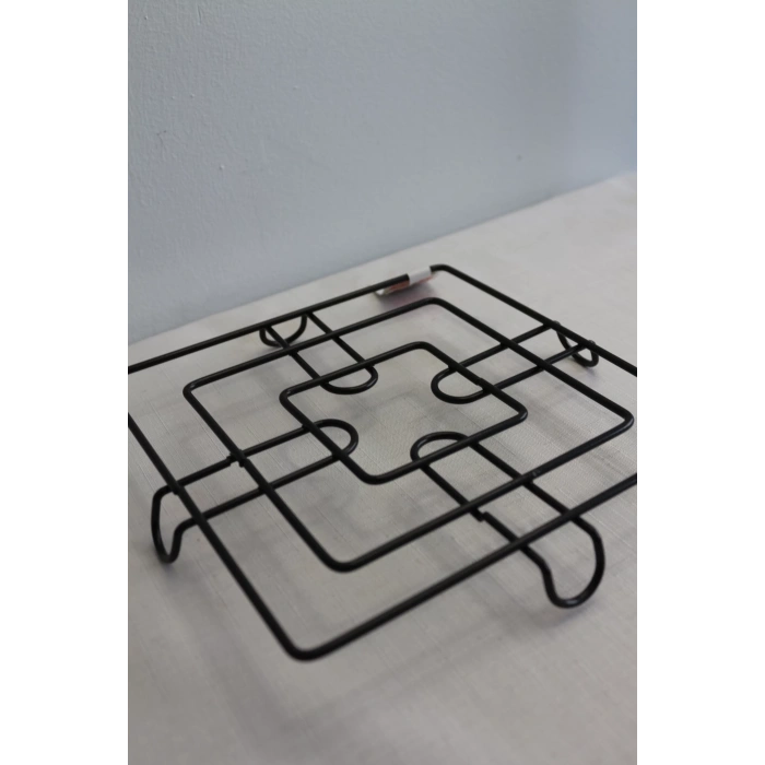 Balsa Ayaklı Metal Siyah Kare Nihale