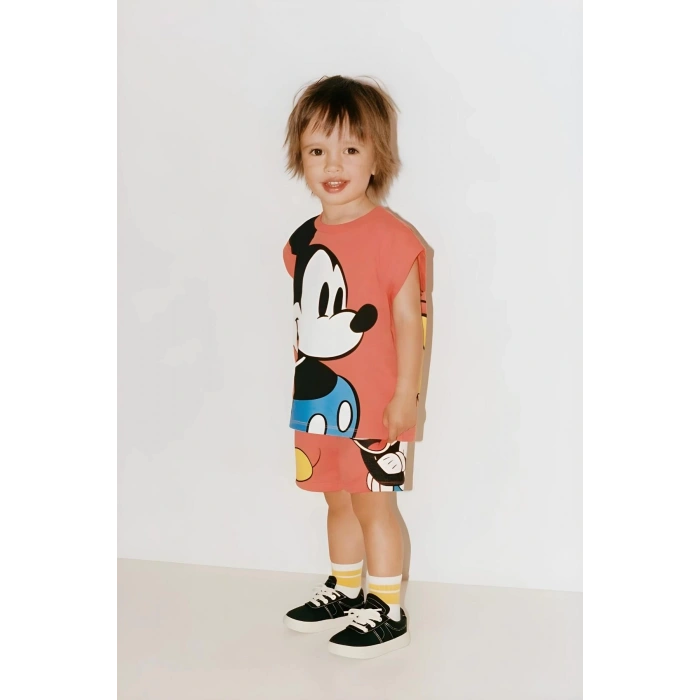 Unisex Çocuk Mickey Mouse Baskılı Pamuklu Bisiklet Yaka T-shirt ve Şort Alt Üst Takım
