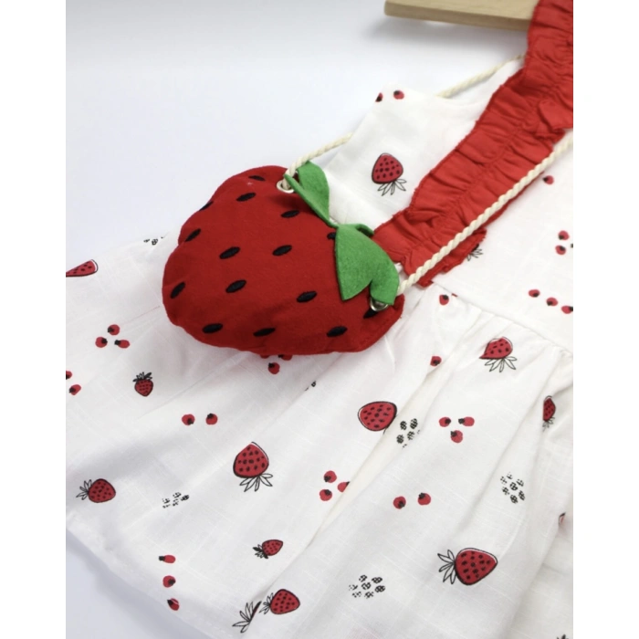 Kız Bebek Keten Fırfır Askılı Çilek Model Elbise ve Sahte Çilek Modelli Çanta Takımı