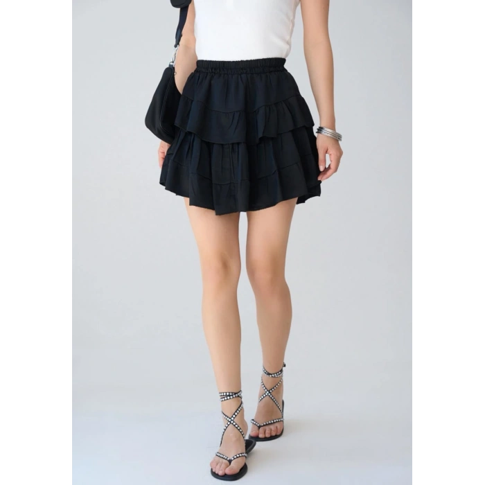 Volan Detaylı Siyah Mini Etek