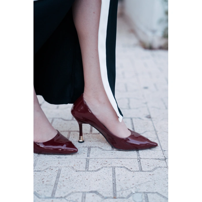 Gold Düğme Detaylı Beyaz Çizgili Siyah Elbise