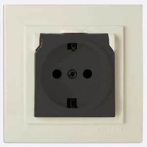 Nilson Ekotouran Bej Kapaklı Topraklı Priz