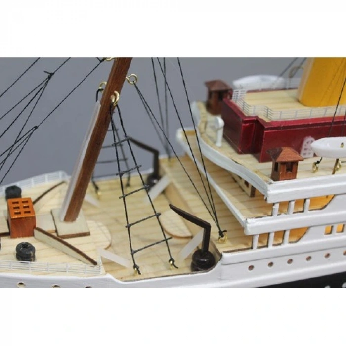 Ahşap Titanik Gemisi Ledli