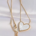 316L Çelik Zincir Altın Renk Mermer Desenli Kalp Kolye