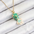 316L Çelik Zincir Yeşil Balık Model Gold Renk Kadın Kolye