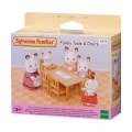 ÇOK SATAN 4506 Sylvanian Families Yemek Masası Seti - figürler ayrı satılır +3 yaş